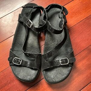 Black Strappy Buckle Sandals